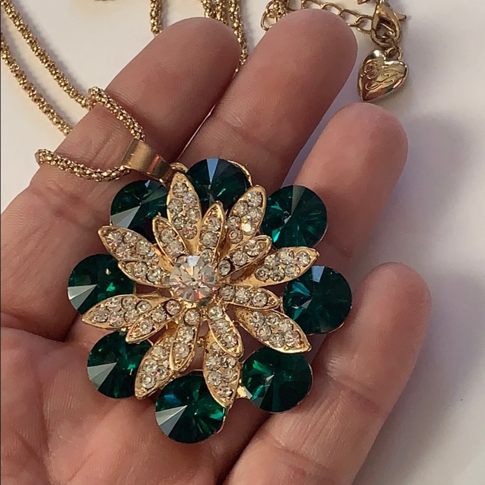 Betsey Johnson Rhinestone Starburst Necklace